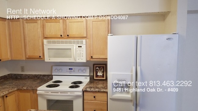 Building Photo - 9481 Highland Oak Dr