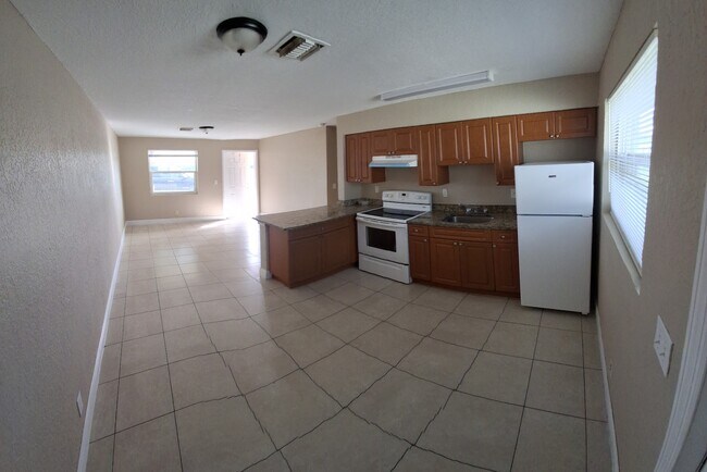 Building Photo - 2820 Avenue S