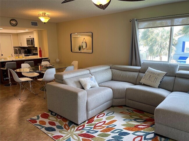 Foto del edificio - 900 Harbour House Dr