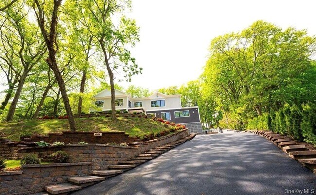 Foto del edificio - 156 Sugar Toms Ln
