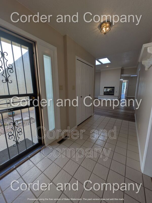 Building Photo - 3345 Esplanade Cir SE