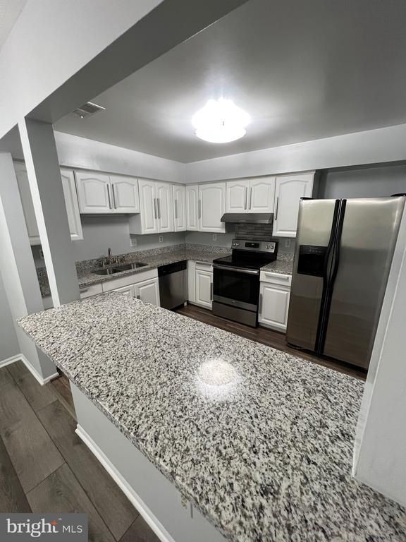 Foto del edificio - 2864 Madeira Ct