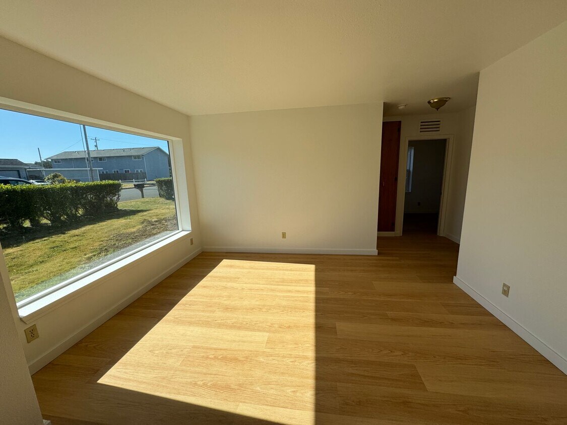 Foto principal - Adorable two bedroom cottage in Newport!