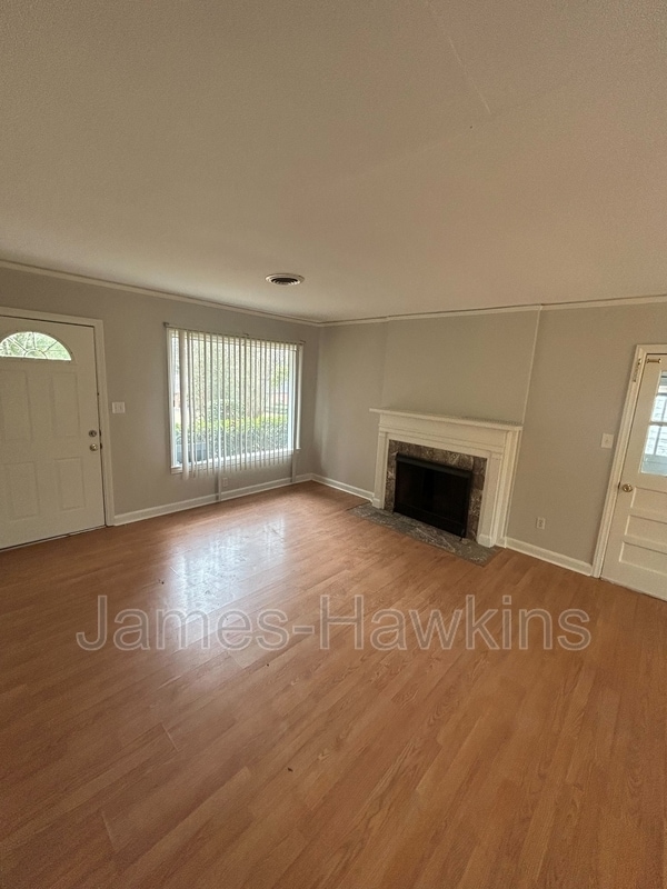 Building Photo - 3575 N Wareingwood Dr