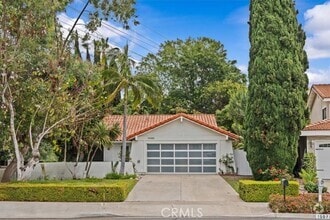Building Photo - 15062 Lorenat St