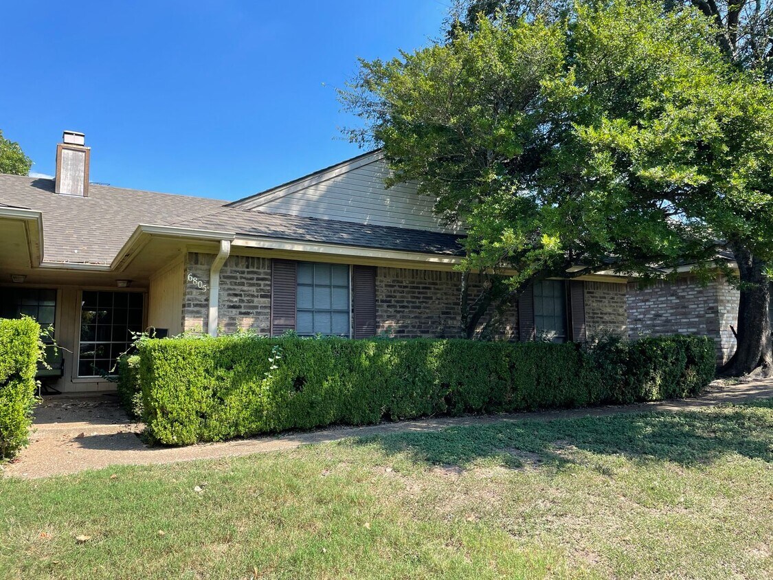 Foto principal - 3/2 Duplex in Waco ISD!