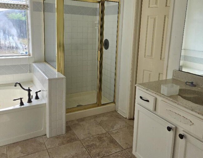 Foto del edificio - 19711 Dusty Creek Dr