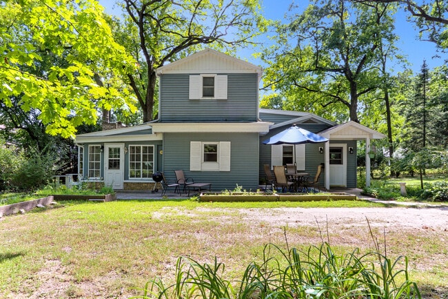 Building Photo - 1137 Dorwood Dr