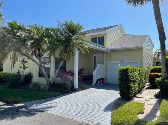 Building Photo - 4061 NE Breakwater Dr