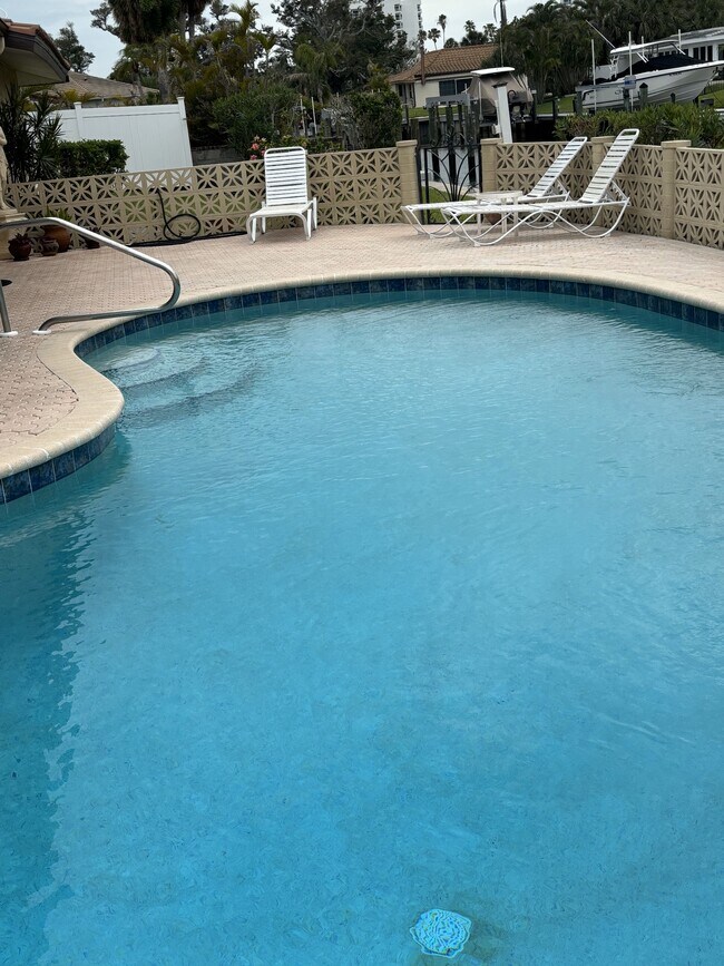 Foto del edificio - 537 Halyard Ln