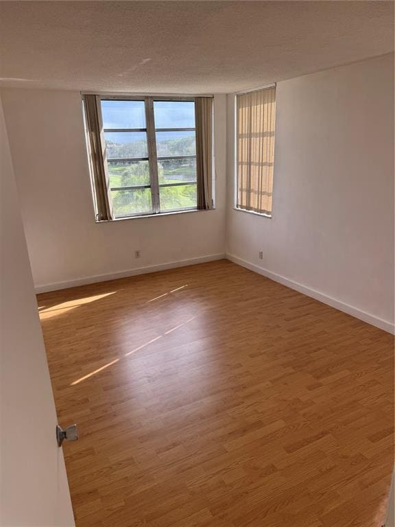 Building Photo - 1811 Sabal Palm Dr