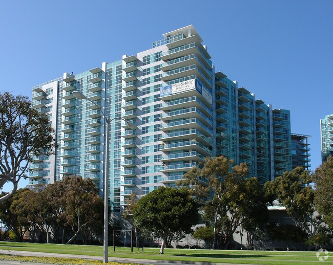 Azzurra Apartments Marina Del Rey, CA