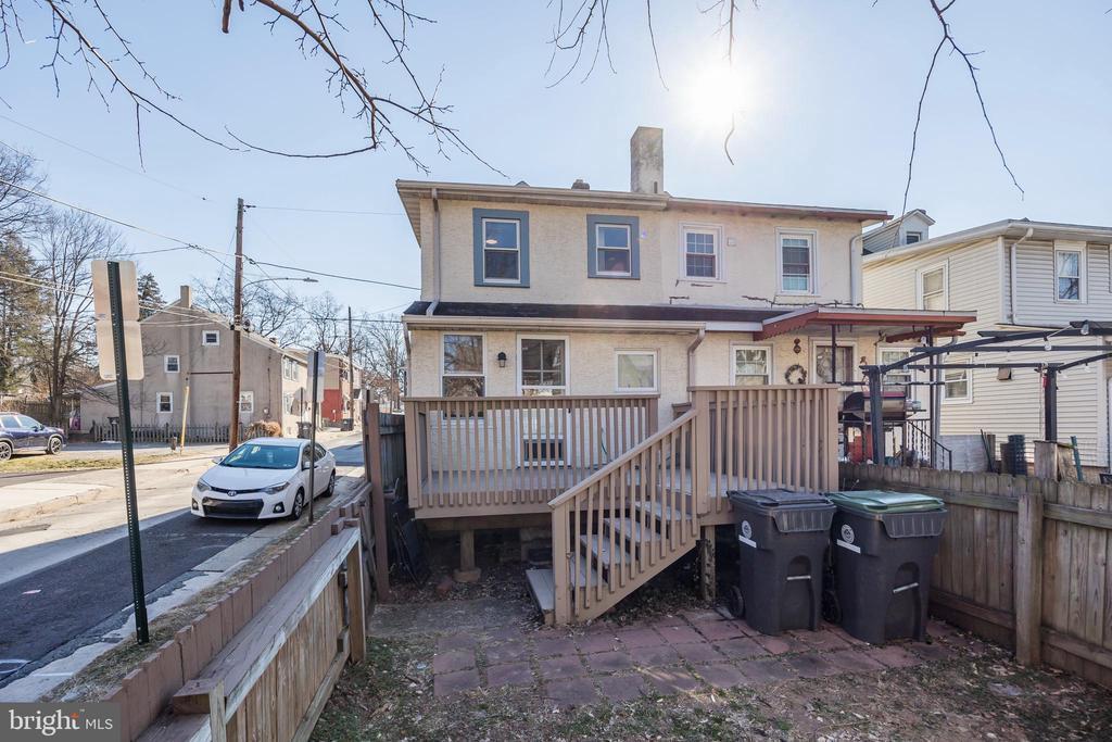Primary Photo - 26 Morgan St