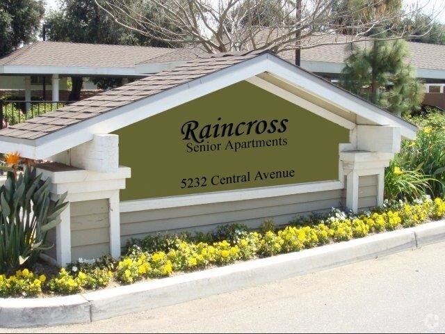 Building Photo - Raincross Senior Village