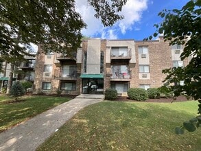 Building Photo - 1477 N Winslowe Dr