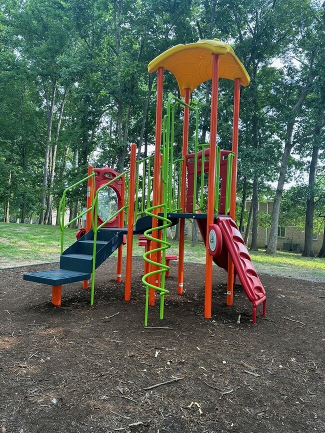 Building Photo - 365 Rio Vista Dr