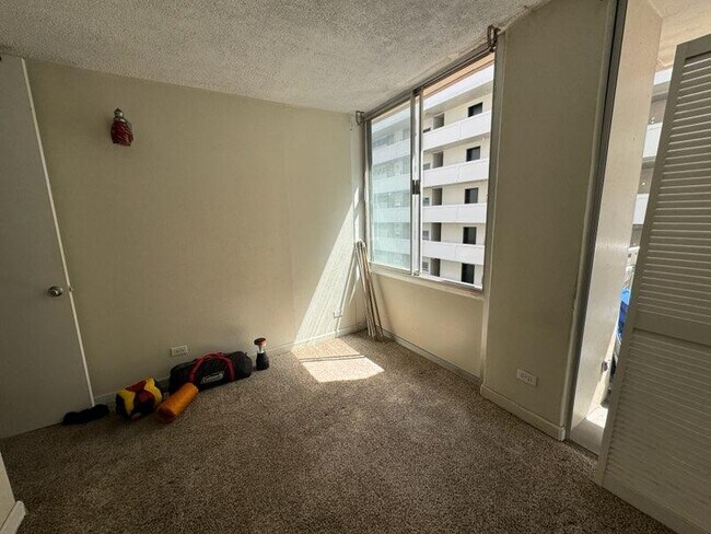 Foto del edificio - 2415 Ala Wai Blvd