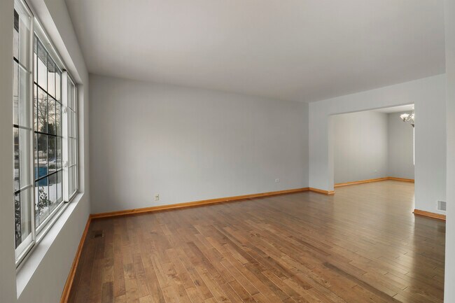 Foto del edificio - 1462 Glen Ellyn Rd