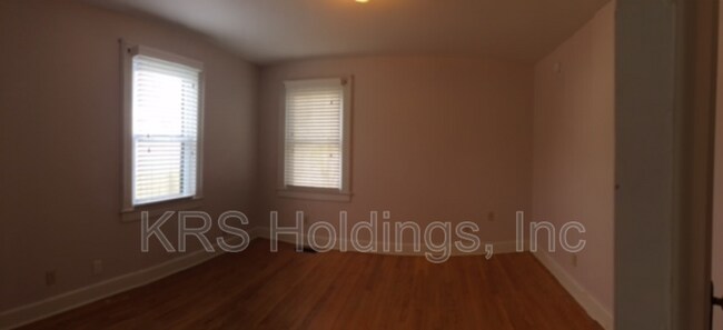 Building Photo - 230 Chesterfield Rd