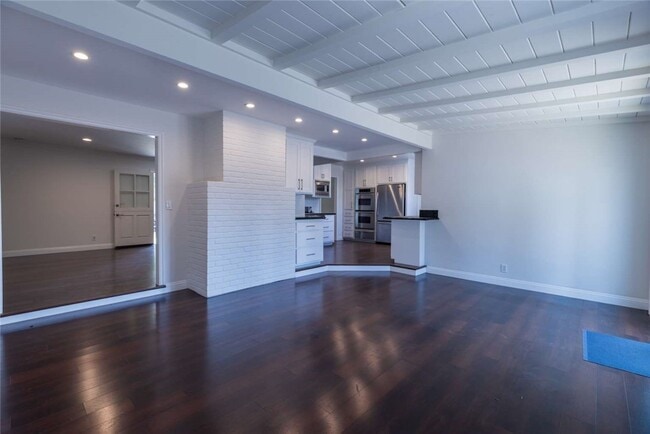 Foto del edificio - 2157 Rural Ln