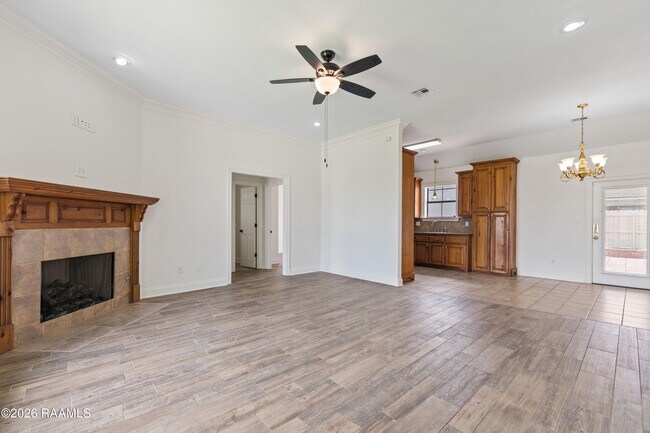 Foto del edificio - 206 Oak Hill Ln
