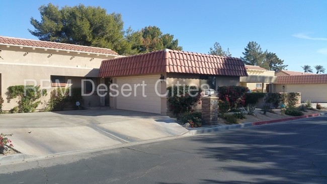 Building Photo - 77086 Pauma Valley Way