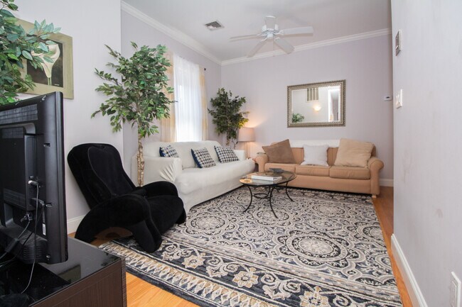 Foto del edificio - 8 Harvard St