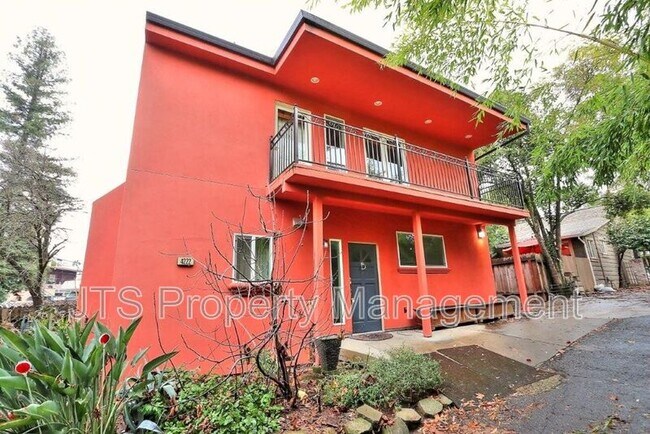 Foto del edificio - 4222 Crestline Ave
