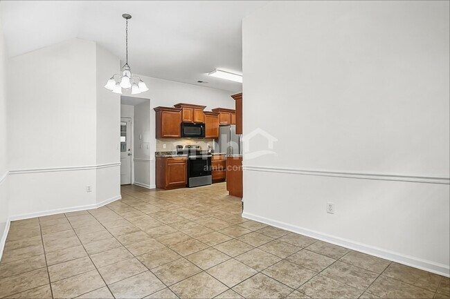 Foto del edificio - 1679 Farkleberry Dr