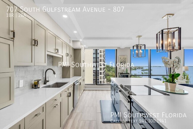 Building Photo - 707 S Gulfstream Ave
