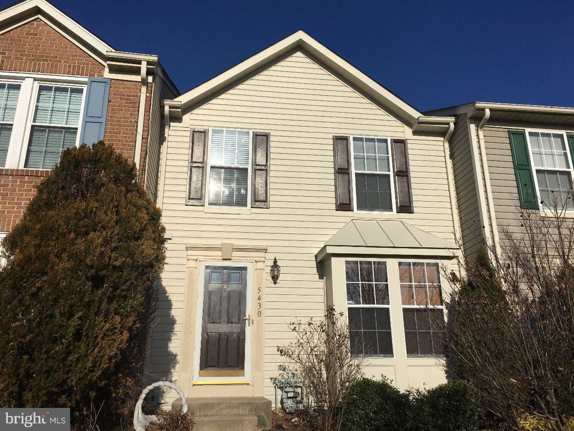 5430 Castlestone Dr, Rosedale, MD 21237 Townhome Rentals in Rosedale MD