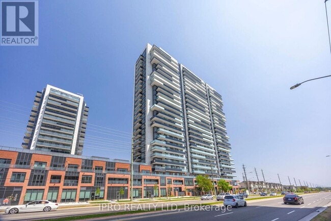 Photo du bâtiment - 2545-2545 Simcoe St N