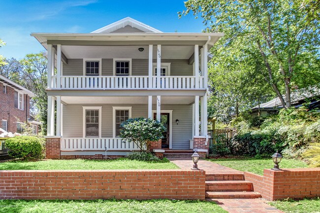 Foto del edificio - 1758 Greenwood Ave