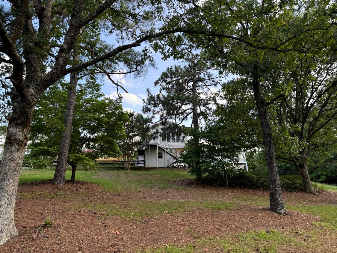 Foto principal - 221 Horse Pen Ln
