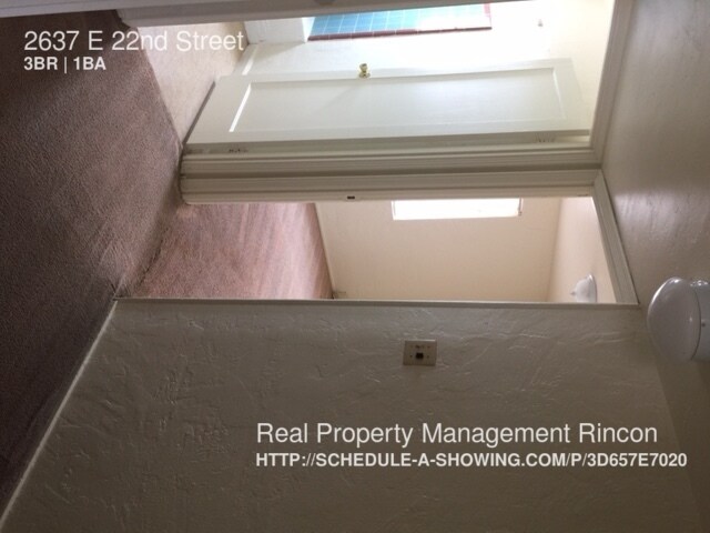 Foto del edificio - 2637 E 22nd St