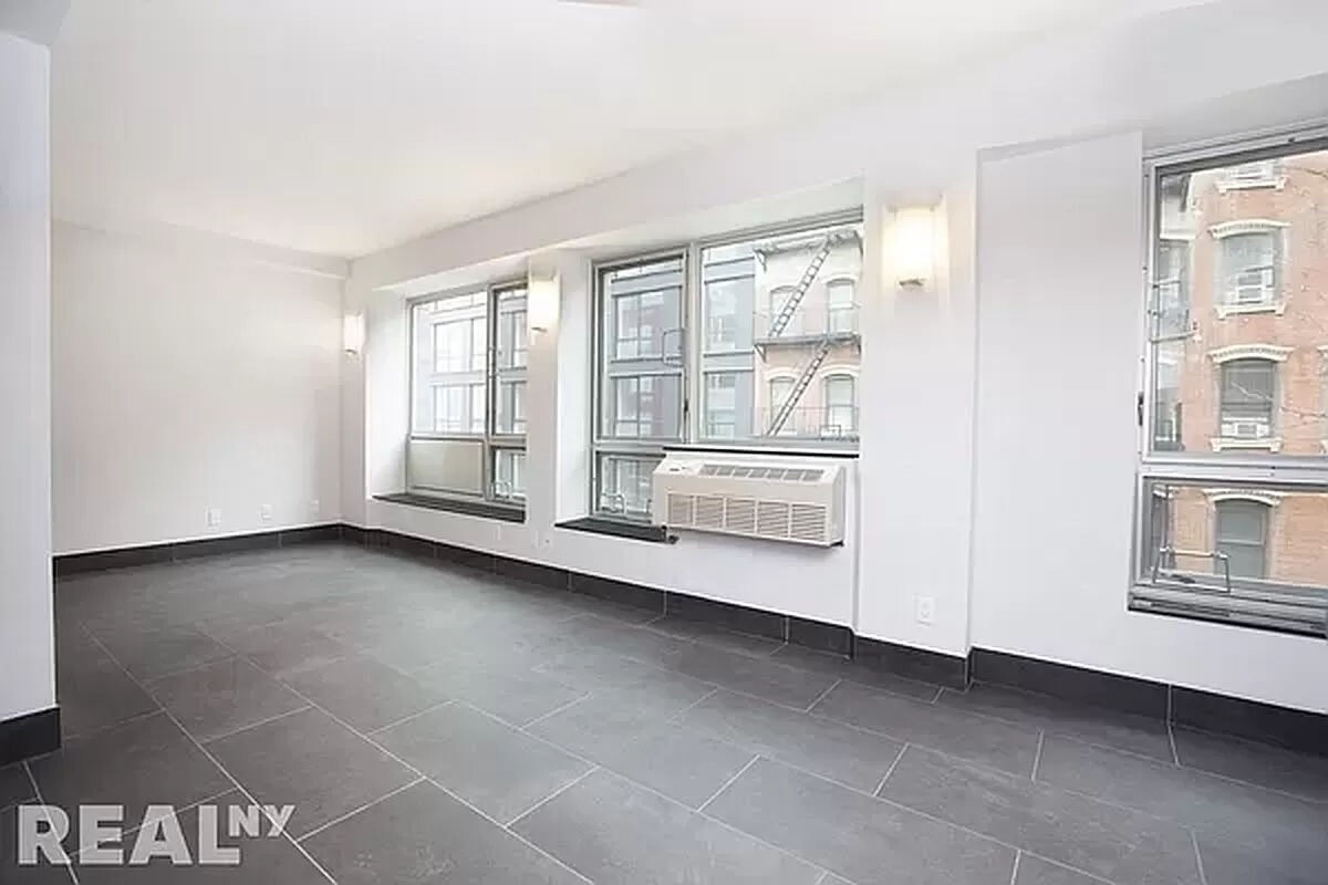 Foto principal - 164 Attorney Street