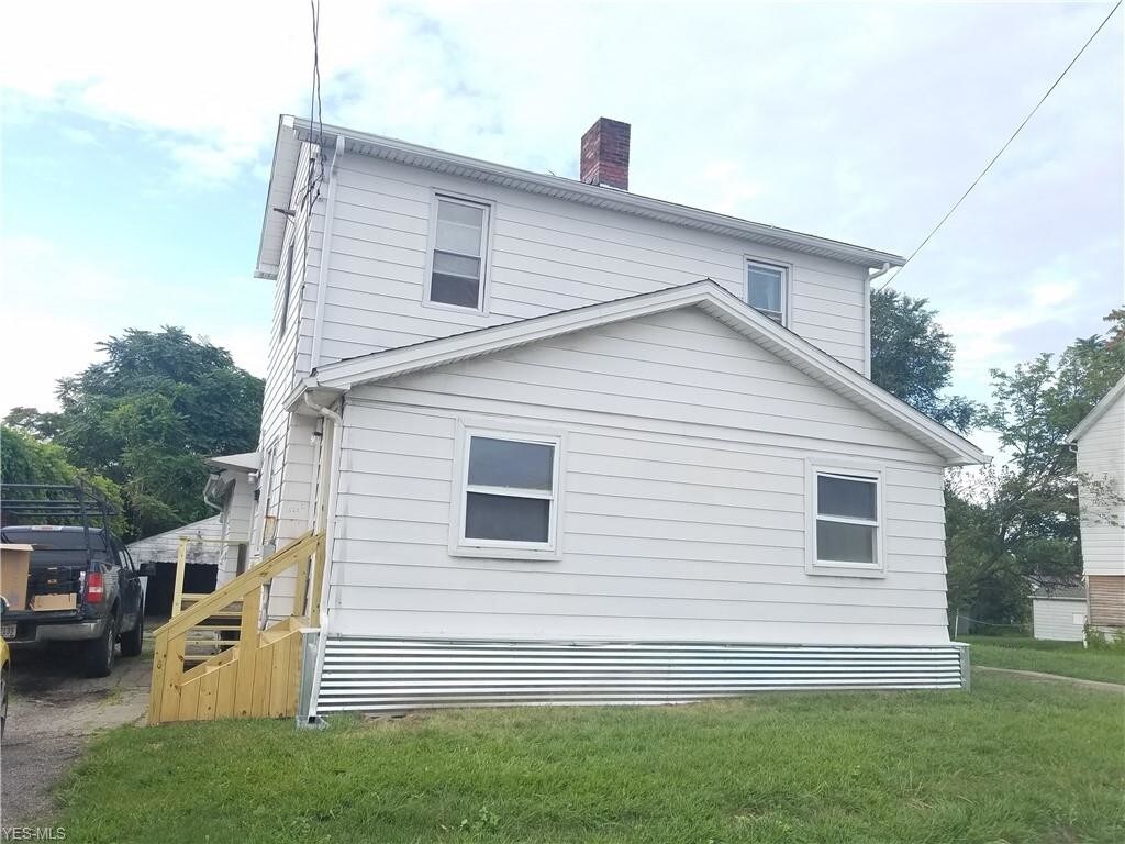 528 E Indianola Ave Unit 1, Youngstown, OH 44502 Condo for Rent in
