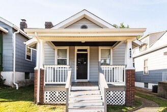 Building Photo - 4324 Tholozan Ave