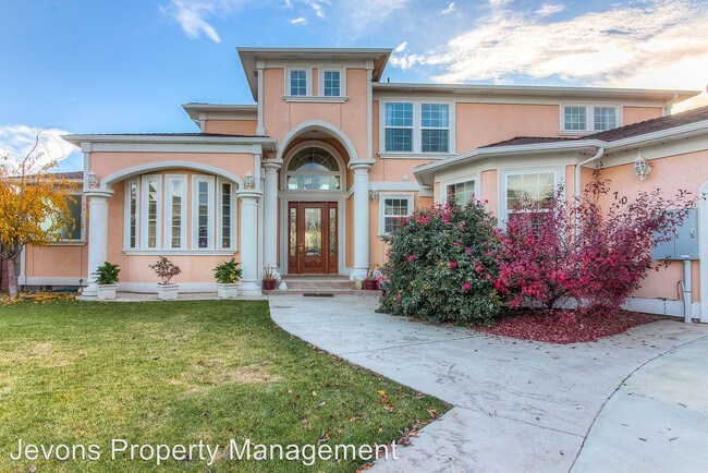 Foto del edificio - 5 br, 3 bath House - 704 N 54th St