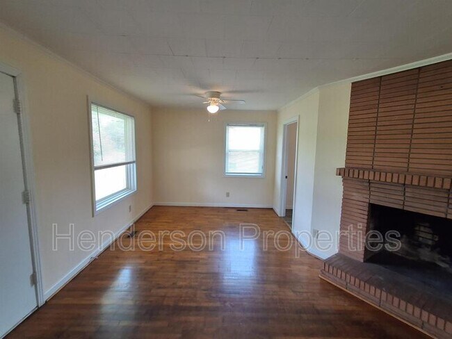 Foto del edificio - 1411 Pennington Rd