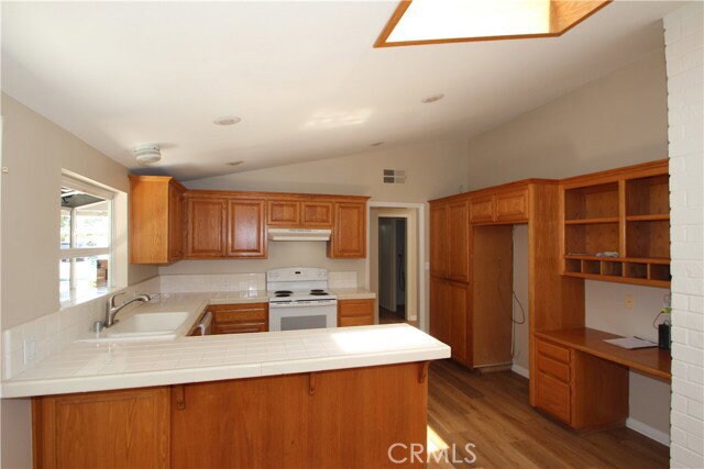 Foto del edificio - 263 Hanover Dr