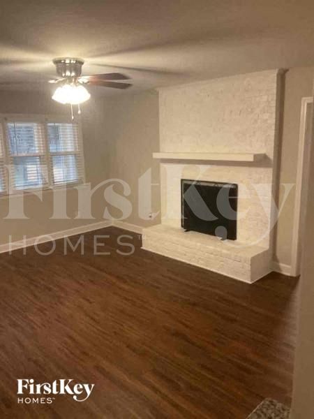 Foto del edificio - 184 Fremont Loop