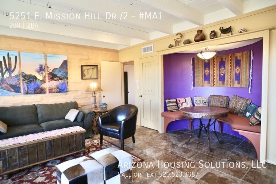 Primary Photo - 5251 E Mission Hill Dr