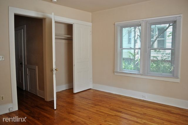 Building Photo - Studio, 1 bath Apartment - 501 E. Ann 16