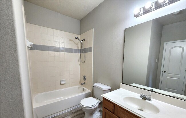 Building Photo - 21342 Colton Cove Dr