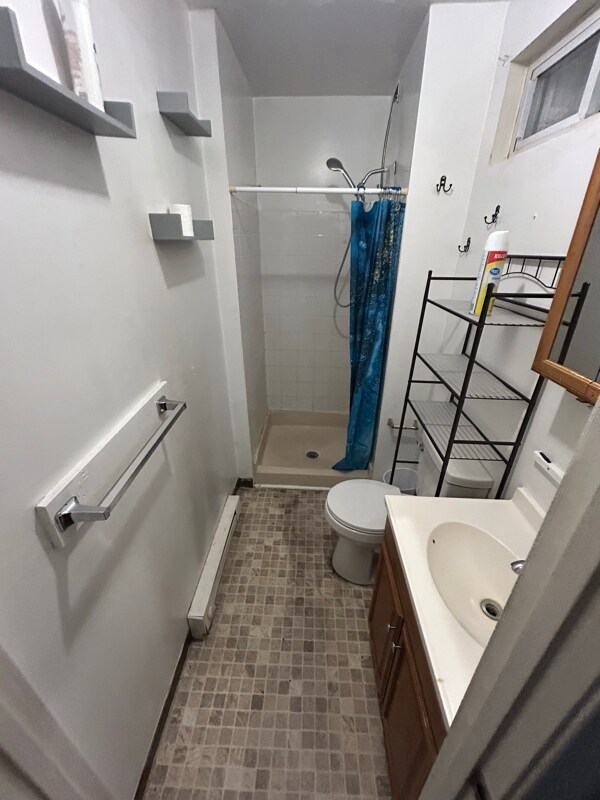 Foto del edificio - 4 W Cecil Ave