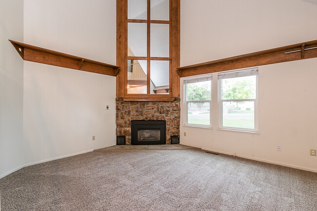 Photo - 9010 Zephyr Ct Townhome