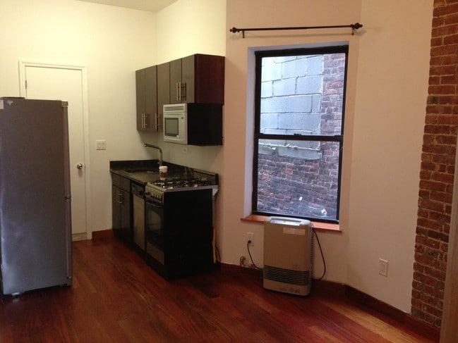 Floorplan - 435 E 12th St