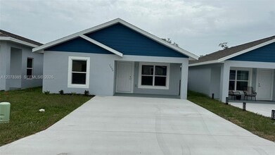 Building Photo - 1499 Las Villas Blvd
