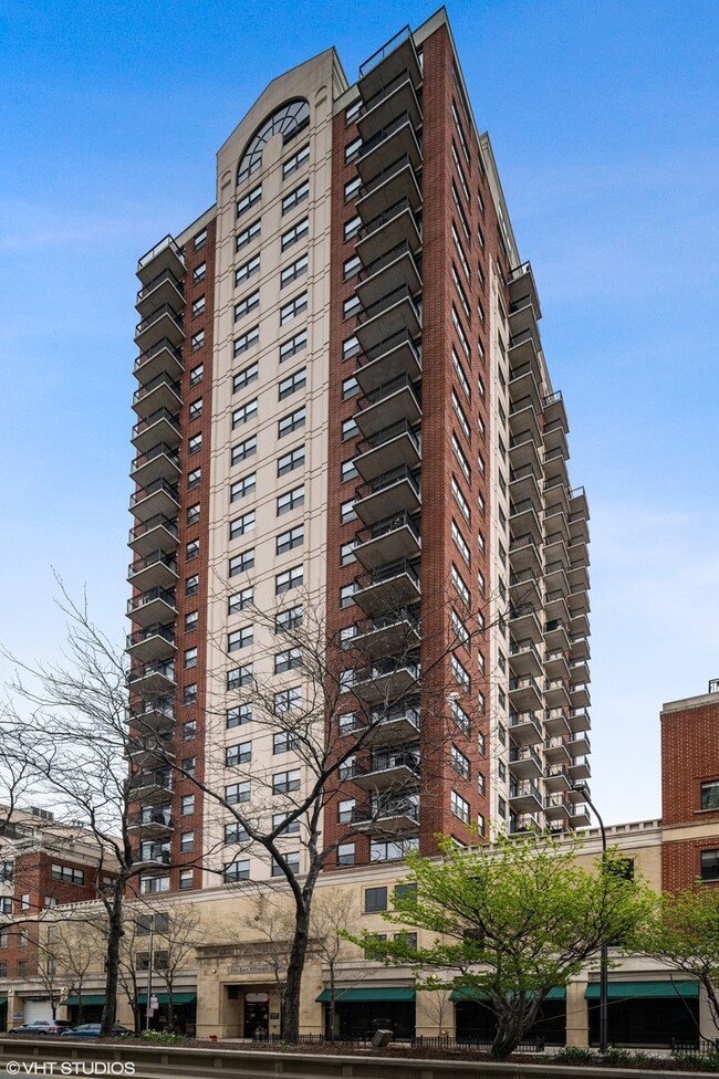 Building Photo - 1529 S State St